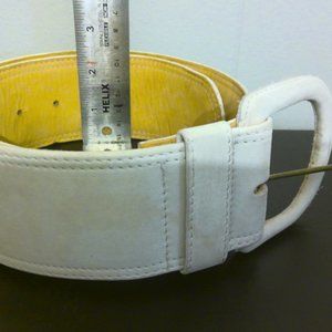 VINTAGE Port International Women's 1990 Suede belt